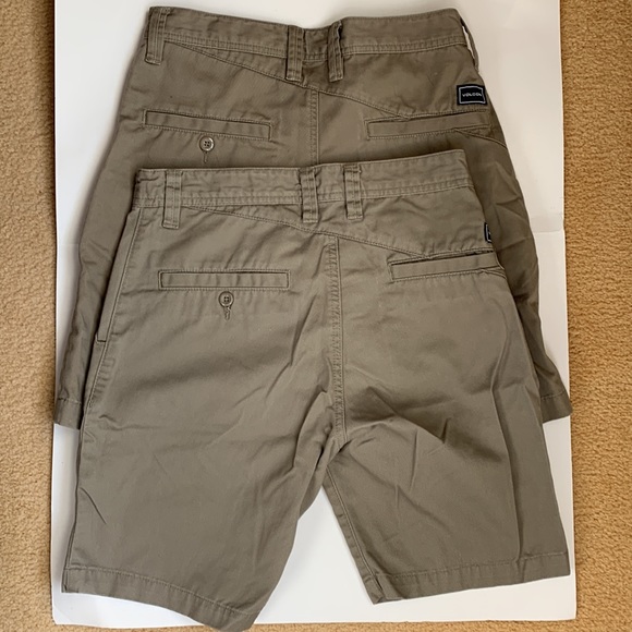 Volcom Mens shorts - Picture 2 of 2